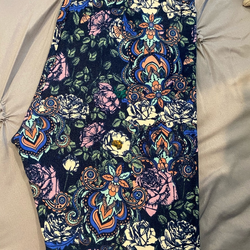 Lularoe Unicorn leggings lot - Picture 3 of 4